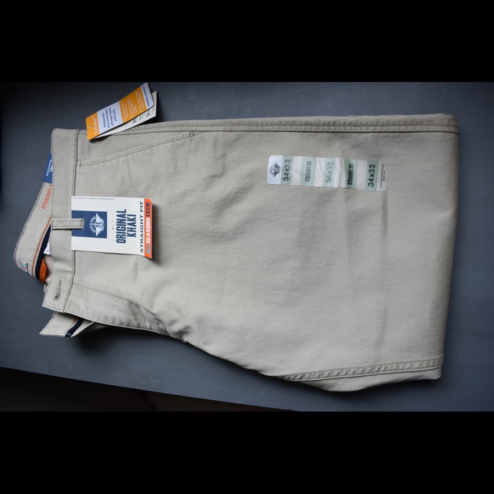 NWT Dockers Straight Fit Signature Khakis - Picture 9 of 10